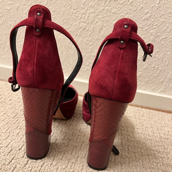 Coach Burgundy Leather/Suede platform ankle strap heels size 9.5 - Picture 3 of 4